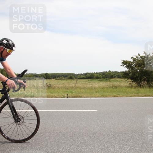 22.06.2025 - Viking Triathlon Yannick Fuchs http://msf.ph/oto/8075083 22.06.2025 13:21:54 Radfahren 37, 364, 406 meine-sportfotos.de