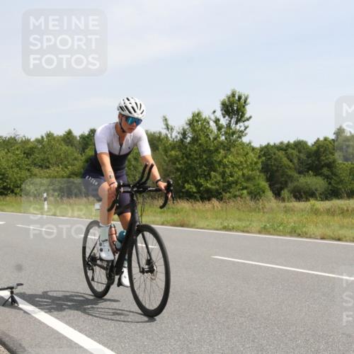 22.06.2025 - Viking Triathlon Yannick Fuchs http://msf.ph/oto/8075117 22.06.2025 11:39:37 Radfahren 18, 261, 522, 546, 612 meine-sportfotos.de
