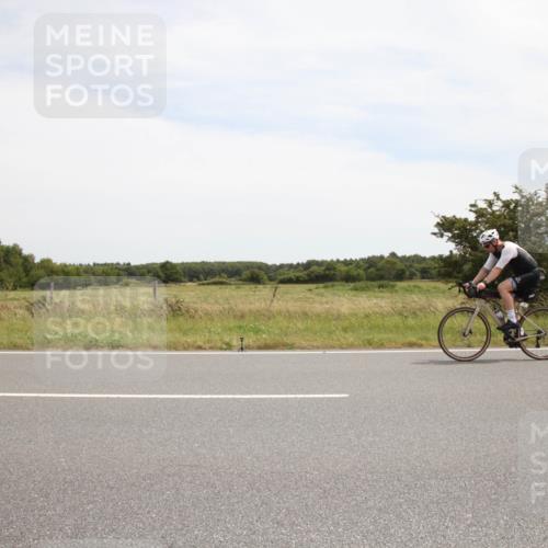 22.06.2025 - Viking Triathlon Yannick Fuchs http://msf.ph/oto/8075129 22.06.2025 13:23:15 Radfahren 155, 246, 547 meine-sportfotos.de