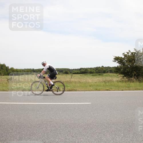 22.06.2025 - Viking Triathlon Yannick Fuchs http://msf.ph/oto/8075133 22.06.2025 13:23:16 Radfahren 155, 246, 547 meine-sportfotos.de
