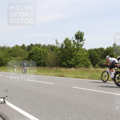 22.06.2025 - Viking Triathlon Yannick Fuchs http://msf.ph/oto/8075139 22.06.2025 11:39:54 Radfahren 19, 38, 123, 127, 377, 388, 395, 407, 467, 550, 554 meine-sportfotos.de