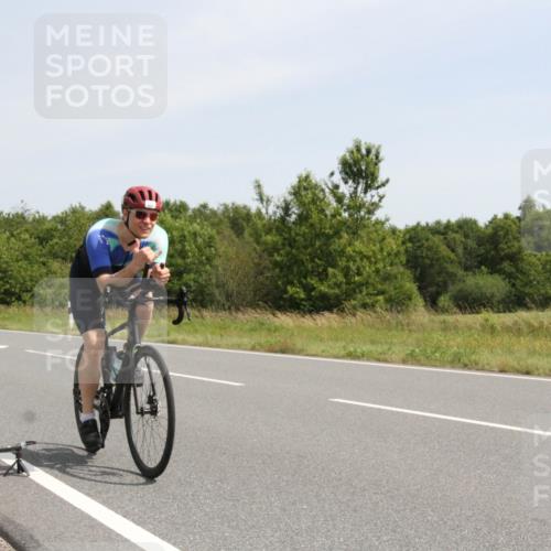 22.06.2025 - Viking Triathlon Yannick Fuchs http://msf.ph/oto/8075172 22.06.2025 11:40:17 Radfahren 36, 135, 200, 439, 496 meine-sportfotos.de