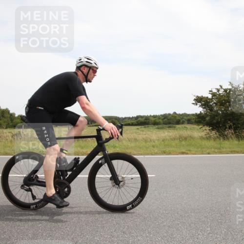 22.06.2025 - Viking Triathlon Yannick Fuchs http://msf.ph/oto/8075217 22.06.2025 13:25:26 Radfahren 16, 51, 123, 481 meine-sportfotos.de