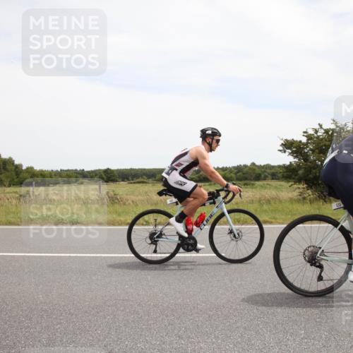 22.06.2025 - Viking Triathlon Yannick Fuchs http://msf.ph/oto/8075222 22.06.2025 13:25:27 Radfahren 51, 123, 481 meine-sportfotos.de
