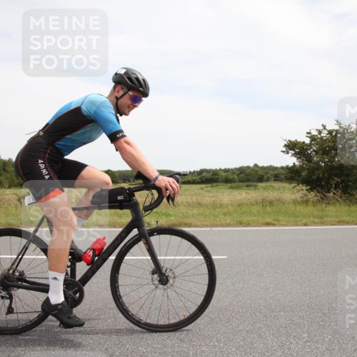 22.06.2025 - Viking Triathlon Yannick Fuchs http://msf.ph/oto/8075226 22.06.2025 13:25:34 Radfahren 121, 346 meine-sportfotos.de