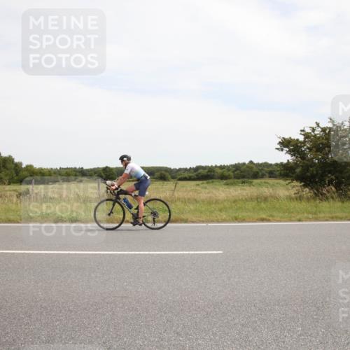 22.06.2025 - Viking Triathlon Yannick Fuchs http://msf.ph/oto/8075270 22.06.2025 13:26:55 Radfahren 498 meine-sportfotos.de