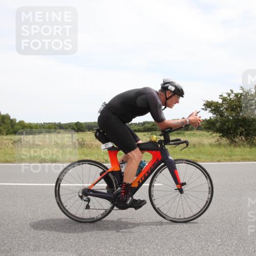 22.06.2025 - Viking Triathlon Yannick Fuchs http://msf.ph/oto/8075272 22.06.2025 13:27:03 Radfahren 372 meine-sportfotos.de