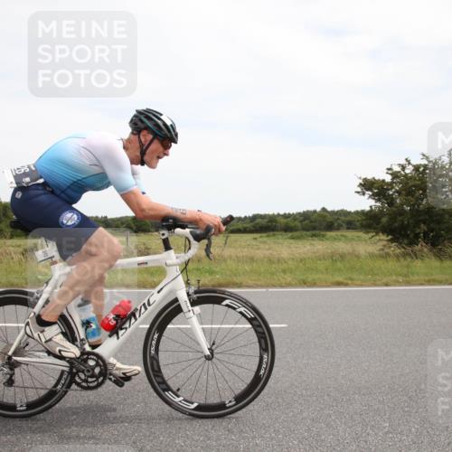 22.06.2025 - Viking Triathlon Yannick Fuchs http://msf.ph/oto/8075305 22.06.2025 13:28:34 Radfahren 26, 321, 640 meine-sportfotos.de