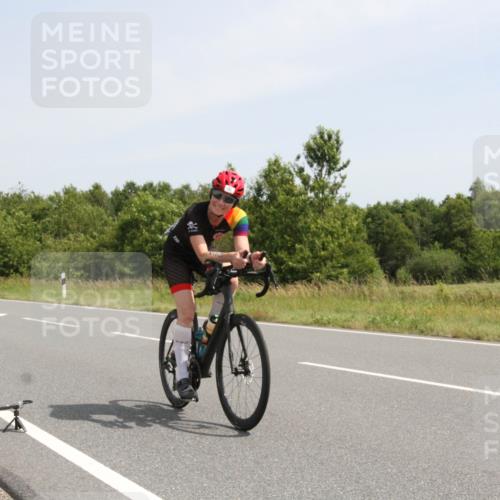 22.06.2025 - Viking Triathlon Yannick Fuchs http://msf.ph/oto/8075306 22.06.2025 11:42:45 Radfahren 74, 102, 365, 425 meine-sportfotos.de