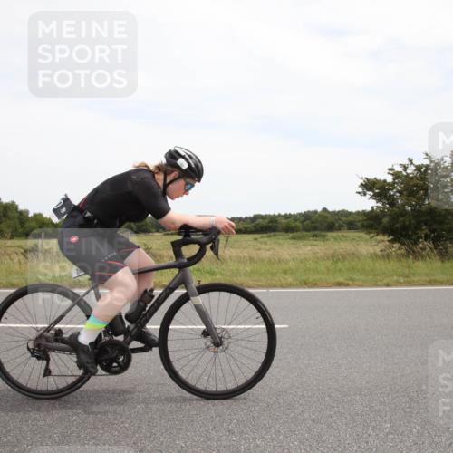 22.06.2025 - Viking Triathlon Yannick Fuchs http://msf.ph/oto/8075309 22.06.2025 13:28:37 Radfahren 26, 240, 640 meine-sportfotos.de