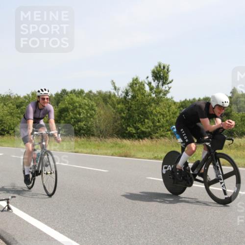 22.06.2025 - Viking Triathlon Yannick Fuchs http://msf.ph/oto/8075319 22.06.2025 11:42:54 Radfahren 2, 45, 74, 81, 414, 441, 610, 661 meine-sportfotos.de