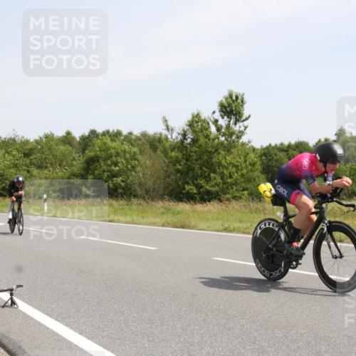 22.06.2025 - Viking Triathlon Yannick Fuchs http://msf.ph/oto/8075322 22.06.2025 11:42:55 Radfahren 2, 45, 74, 81, 414, 441, 610, 661 meine-sportfotos.de