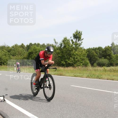 22.06.2025 - Viking Triathlon Yannick Fuchs http://msf.ph/oto/8075348 22.06.2025 11:43:23 Radfahren 155, 215, 533, 643 meine-sportfotos.de