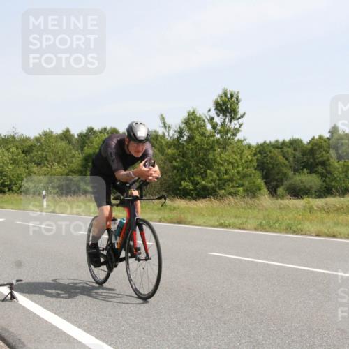 22.06.2025 - Viking Triathlon Yannick Fuchs http://msf.ph/oto/8075359 22.06.2025 11:43:37 Radfahren 183, 364, 372, 418, 525, 632 meine-sportfotos.de