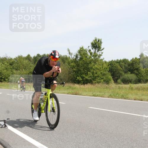 22.06.2025 - Viking Triathlon Yannick Fuchs http://msf.ph/oto/8075364 22.06.2025 11:43:41 Radfahren 37, 183, 202, 364, 372, 418, 466, 632 meine-sportfotos.de