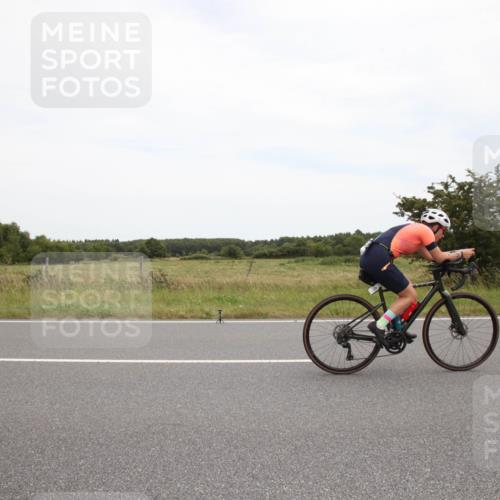 22.06.2025 - Viking Triathlon Yannick Fuchs http://msf.ph/oto/8075370 22.06.2025 13:33:46 Radfahren 130, 650 meine-sportfotos.de