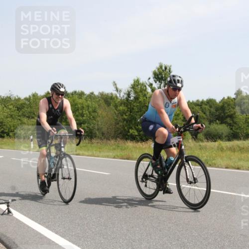 22.06.2025 - Viking Triathlon Yannick Fuchs http://msf.ph/oto/8075388 22.06.2025 11:44:15 Radfahren 121, 144, 471, 543 meine-sportfotos.de