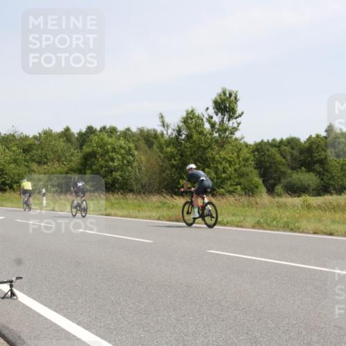 22.06.2025 - Viking Triathlon Yannick Fuchs http://msf.ph/oto/8075435 22.06.2025 11:45:08 Radfahren 117, 185, 273, 446, 449, 451 meine-sportfotos.de