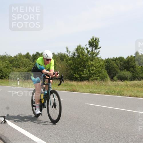 22.06.2025 - Viking Triathlon Yannick Fuchs http://msf.ph/oto/8075460 22.06.2025 11:45:40 Radfahren 122, 166, 321, 500, 617 meine-sportfotos.de