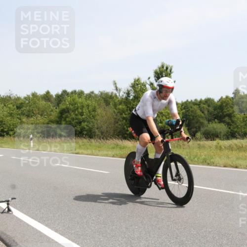 22.06.2025 - Viking Triathlon Yannick Fuchs http://msf.ph/oto/8075466 22.06.2025 11:45:45 Radfahren 10, 122, 166, 295, 544, 617 meine-sportfotos.de