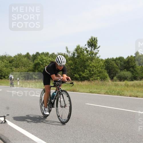 22.06.2025 - Viking Triathlon Yannick Fuchs http://msf.ph/oto/8075474 22.06.2025 11:45:53 Radfahren 90, 295, 453 meine-sportfotos.de