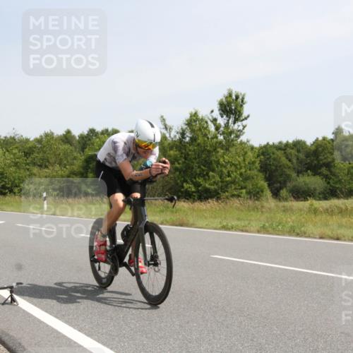 22.06.2025 - Viking Triathlon Yannick Fuchs http://msf.ph/oto/8075610 22.06.2025 11:48:15 Radfahren 145, 176, 368, 397, 485 meine-sportfotos.de