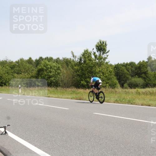 22.06.2025 - Viking Triathlon Yannick Fuchs http://msf.ph/oto/8075625 22.06.2025 11:48:33 Radfahren 78, 93, 172, 314, 337, 367, 389, 394, 427, 652 meine-sportfotos.de
