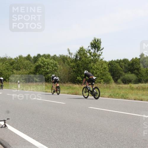 22.06.2025 - Viking Triathlon Yannick Fuchs http://msf.ph/oto/8075640 22.06.2025 11:48:37 Radfahren 78, 93, 172, 258, 289, 337, 367, 394, 427, 652 meine-sportfotos.de