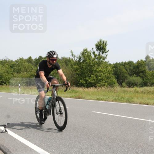 22.06.2025 - Viking Triathlon Yannick Fuchs http://msf.ph/oto/8075685 22.06.2025 11:49:02 Radfahren 201, 210, 281, 454, 542 meine-sportfotos.de