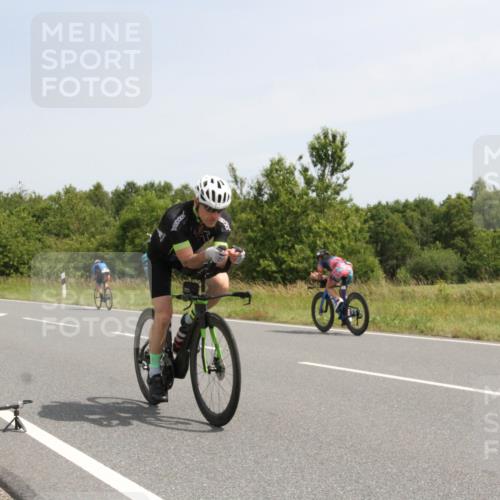 22.06.2025 - Viking Triathlon Yannick Fuchs http://msf.ph/oto/8075757 22.06.2025 11:50:18 Radfahren 72, 153, 523, 639 meine-sportfotos.de