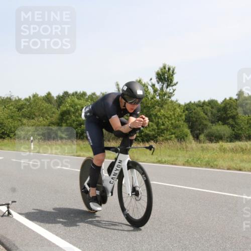22.06.2025 - Viking Triathlon Yannick Fuchs http://msf.ph/oto/8075792 22.06.2025 11:51:02 Radfahren 14, 41, 358, 440, 655 meine-sportfotos.de