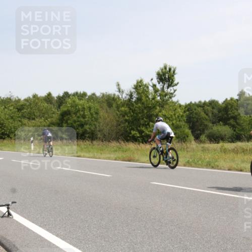 22.06.2025 - Viking Triathlon Yannick Fuchs http://msf.ph/oto/8075868 22.06.2025 11:52:20 Radfahren 43, 44, 54, 83, 156, 320, 335, 361, 431, 521 meine-sportfotos.de