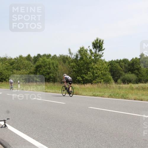 22.06.2025 - Viking Triathlon Yannick Fuchs http://msf.ph/oto/8075877 22.06.2025 11:52:23 Radfahren 43, 44, 83, 156, 320, 335, 521 meine-sportfotos.de
