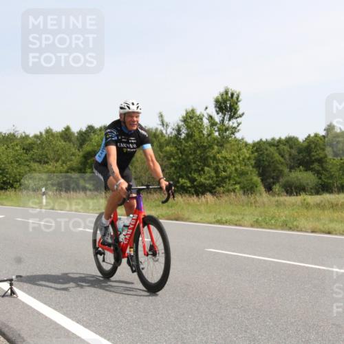 22.06.2025 - Viking Triathlon Yannick Fuchs http://msf.ph/oto/8075976 22.06.2025 11:53:55 Radfahren 4, 115, 181, 359, 472 meine-sportfotos.de