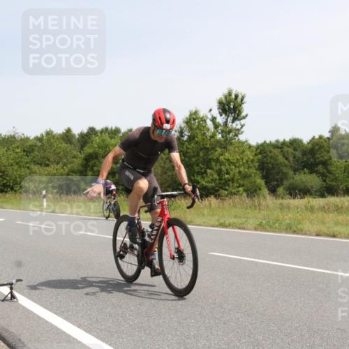 22.06.2025 - Viking Triathlon Yannick Fuchs http://msf.ph/oto/8075986 22.06.2025 11:54:05 Radfahren 159, 222 meine-sportfotos.de