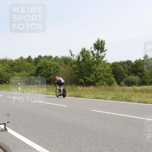 22.06.2025 - Viking Triathlon Yannick Fuchs http://msf.ph/oto/8076019 22.06.2025 11:54:43 Radfahren 25, 65, 66, 357, 369, 641, 649 meine-sportfotos.de