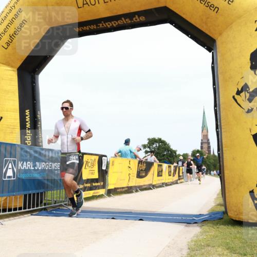 22.06.2025 - Viking Triathlon H.Heesch http://msf.ph/oto/8076206 22.06.2025 14:11:07 Laufen 294, 310 meine-sportfotos.de
