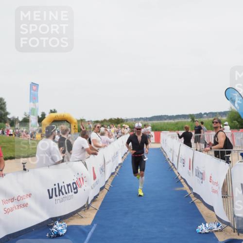 22.06.2025 - Viking Triathlon MichiJ http://msf.ph/oto/8076315 22.06.2025 14:33:56 Ziel 341 meine-sportfotos.de