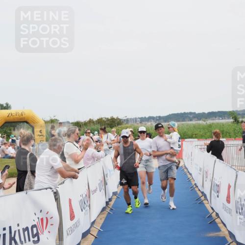 22.06.2025 - Viking Triathlon MichiJ http://msf.ph/oto/8076537 22.06.2025 14:34:01 Ziel 341, 662 meine-sportfotos.de