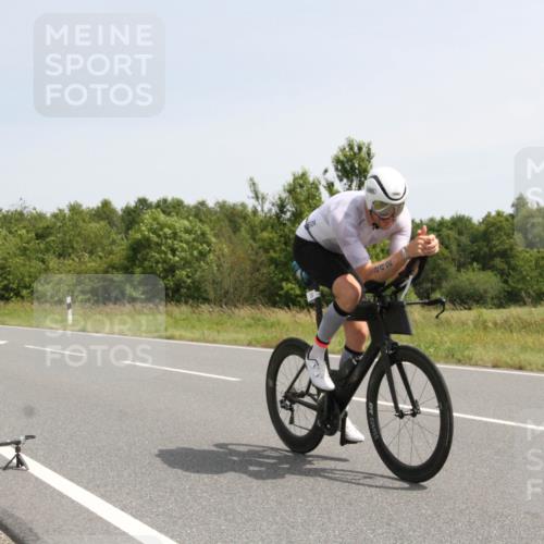 22.06.2025 - Viking Triathlon Yannick Fuchs http://msf.ph/oto/8076647 22.06.2025 11:57:51 Radfahren 229, 242, 294, 328, 486 meine-sportfotos.de