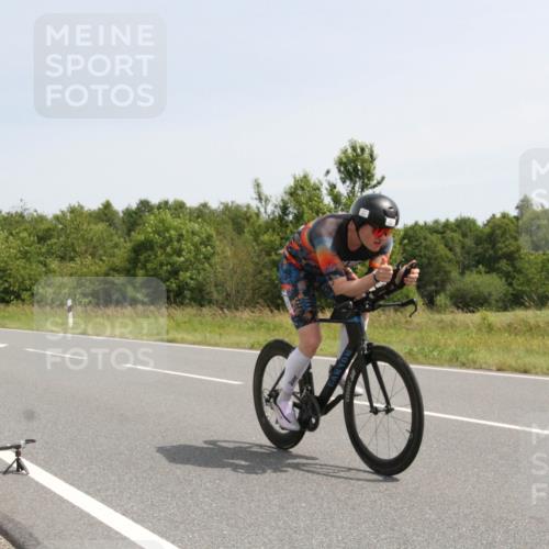 22.06.2025 - Viking Triathlon Yannick Fuchs http://msf.ph/oto/8076724 22.06.2025 11:58:15 Radfahren 216, 355 meine-sportfotos.de