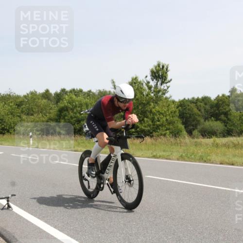 22.06.2025 - Viking Triathlon Yannick Fuchs http://msf.ph/oto/8076815 22.06.2025 11:59:04 Radfahren 81, 100, 435, 460, 527 meine-sportfotos.de