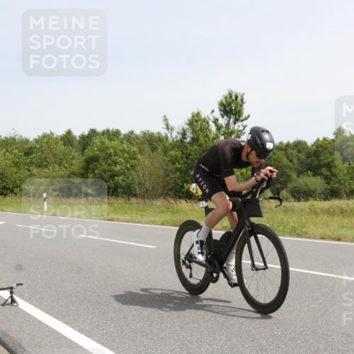 22.06.2025 - Viking Triathlon Yannick Fuchs http://msf.ph/oto/8076841 22.06.2025 11:59:22 Radfahren 87, 193, 301, 611, 627 meine-sportfotos.de