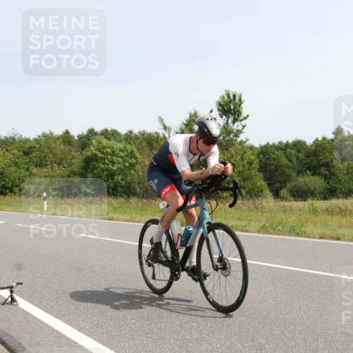 22.06.2025 - Viking Triathlon Yannick Fuchs http://msf.ph/oto/8076884 22.06.2025 11:59:35 Radfahren 2, 55, 196, 346, 661 meine-sportfotos.de