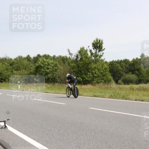 22.06.2025 - Viking Triathlon Yannick Fuchs http://msf.ph/oto/8076900 22.06.2025 11:59:37 Radfahren 2, 55, 196, 346, 480, 661 meine-sportfotos.de
