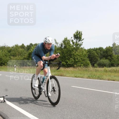 22.06.2025 - Viking Triathlon Yannick Fuchs http://msf.ph/oto/8077051 22.06.2025 12:00:39 Radfahren 98, 305, 457, 520 meine-sportfotos.de