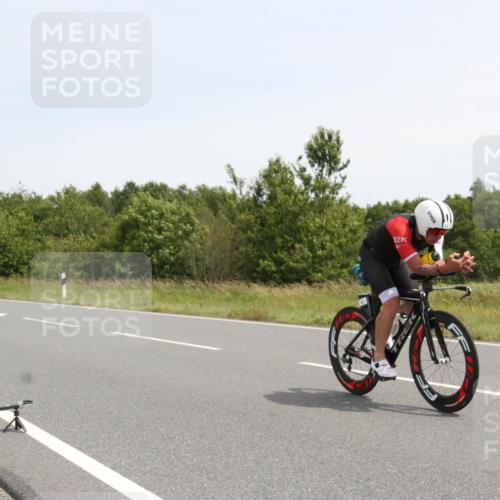 22.06.2025 - Viking Triathlon Yannick Fuchs http://msf.ph/oto/8077125 22.06.2025 12:01:21 Radfahren 63, 246, 406, 467, 491 meine-sportfotos.de