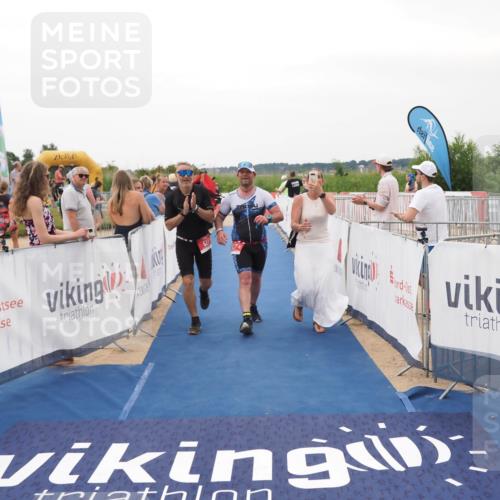 22.06.2025 - Viking Triathlon MichiJ http://msf.ph/oto/8077133 22.06.2025 15:54:45 Ziel 627 meine-sportfotos.de