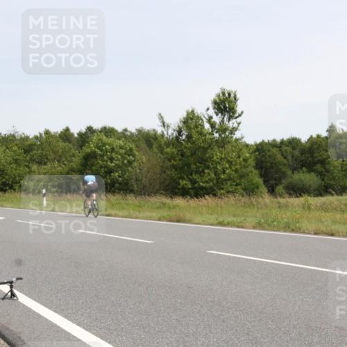 22.06.2025 - Viking Triathlon Yannick Fuchs http://msf.ph/oto/8077137 22.06.2025 12:01:24 Radfahren 63, 246, 406, 467, 491, 615 meine-sportfotos.de