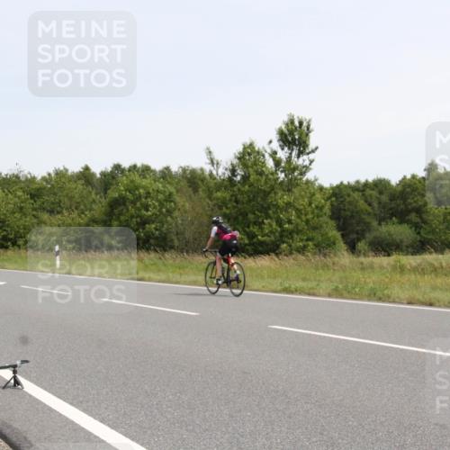 22.06.2025 - Viking Triathlon Yannick Fuchs http://msf.ph/oto/8077159 22.06.2025 12:01:36 Radfahren 16, 36, 133, 146, 213, 249 meine-sportfotos.de